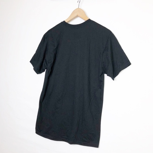 Goody Two Sleeves, Pulp Fiction Forever 21 black graphic T-shirt - Picture 6 of 9